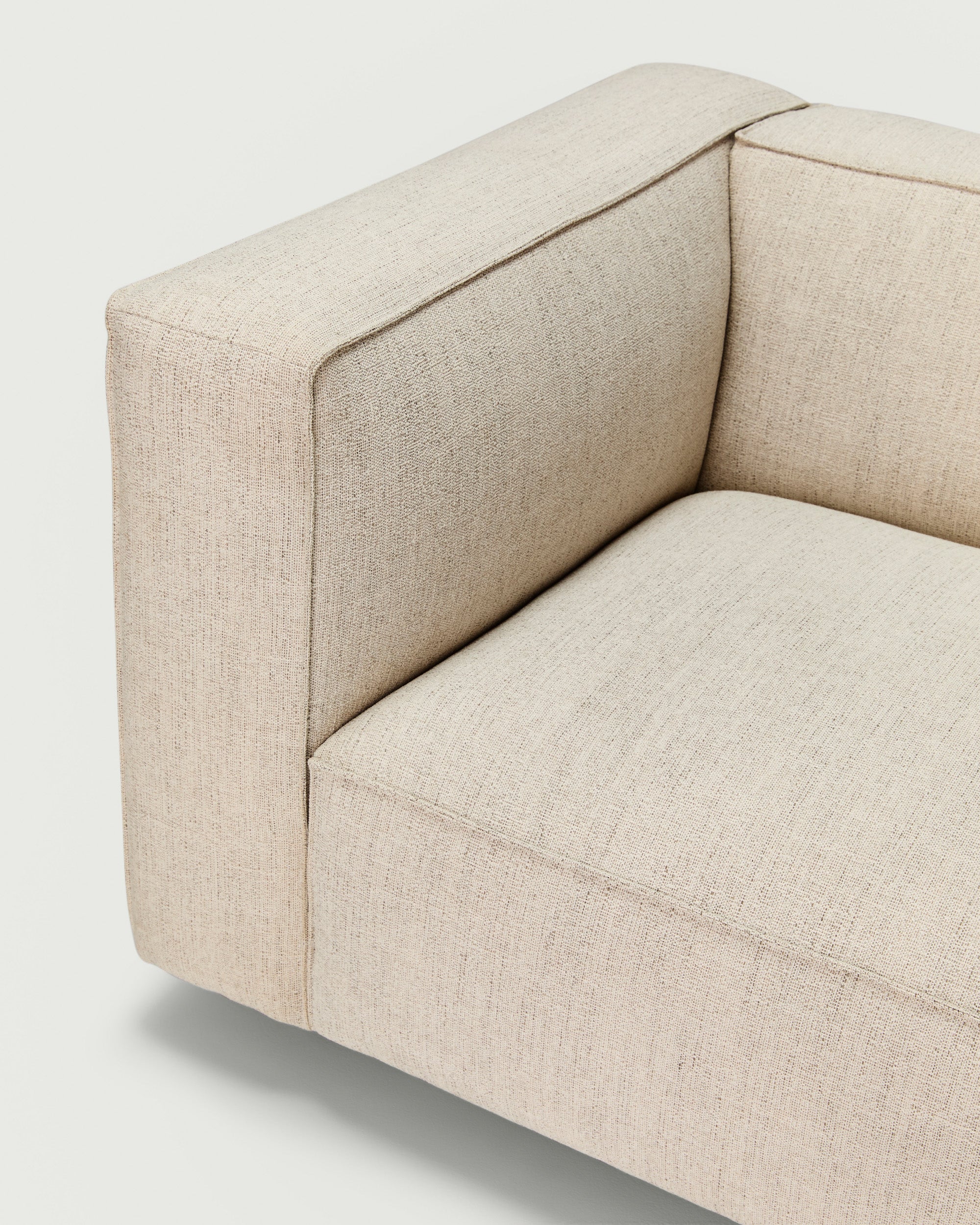 Alma Sofa Oyster - Image 3