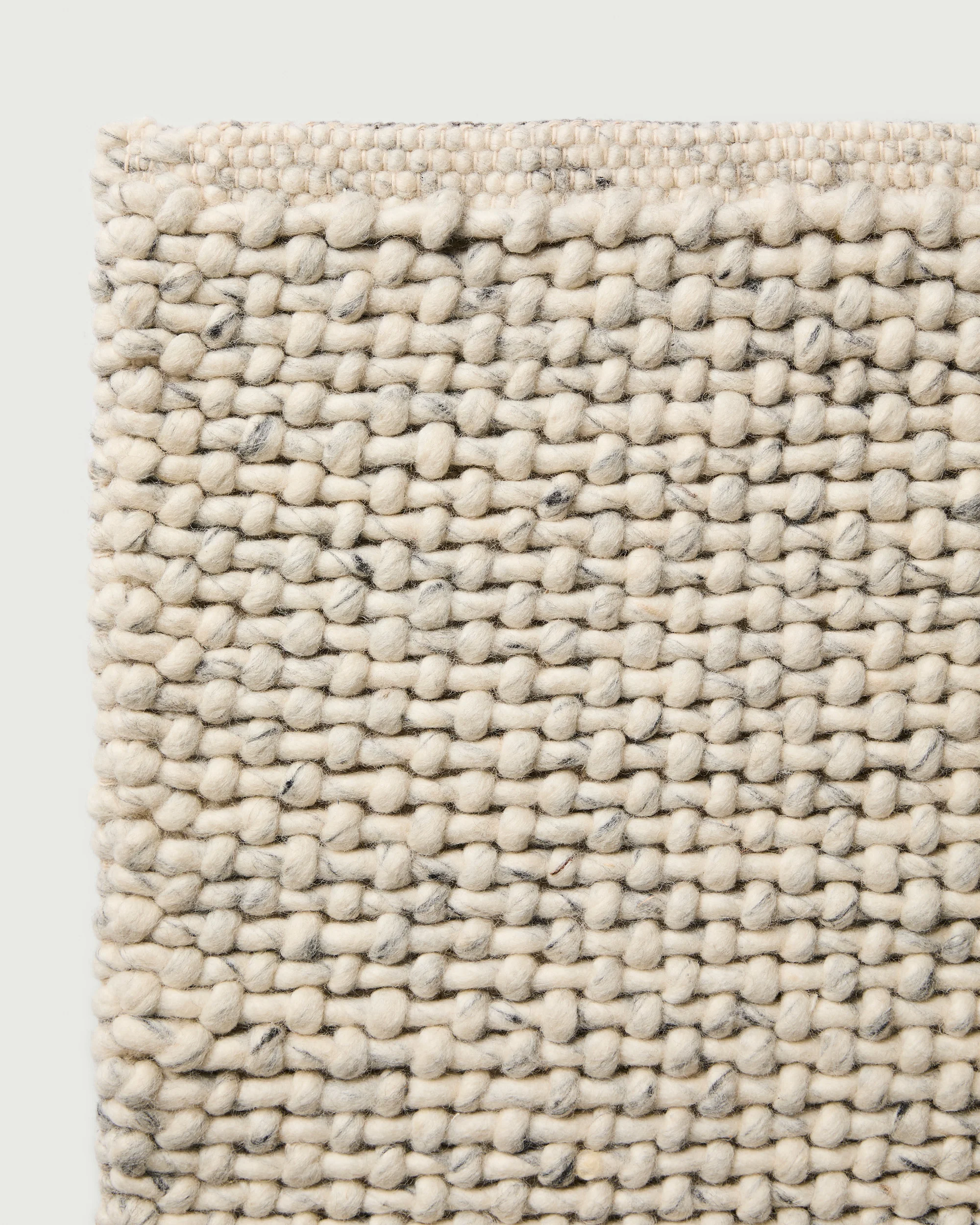 Mara Rug Silver - Image 3