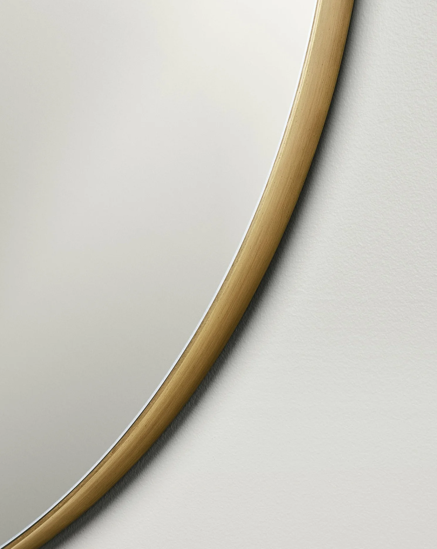 Sol Wall Mirror Brass - Image 3